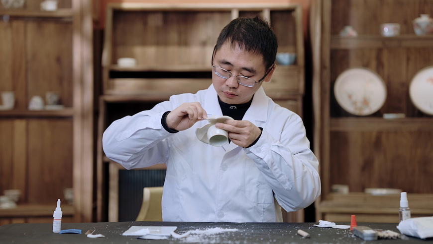 男子把果冻做成吃不起的样子,今天澳门开奖,最新热门解答落实_纪念版V11.29