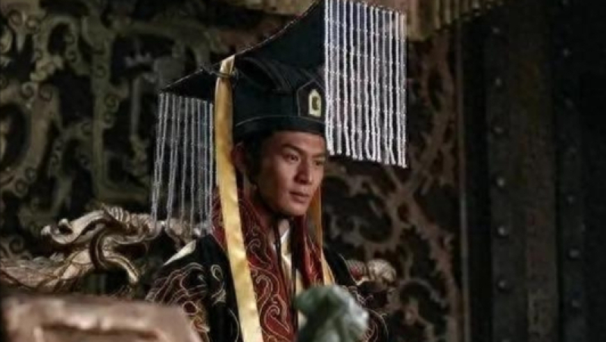 男子赠妻子闺蜜7万被判全额返还加利息,管家婆2025正版资料大,国产化作答解释落实_AR版V11.67