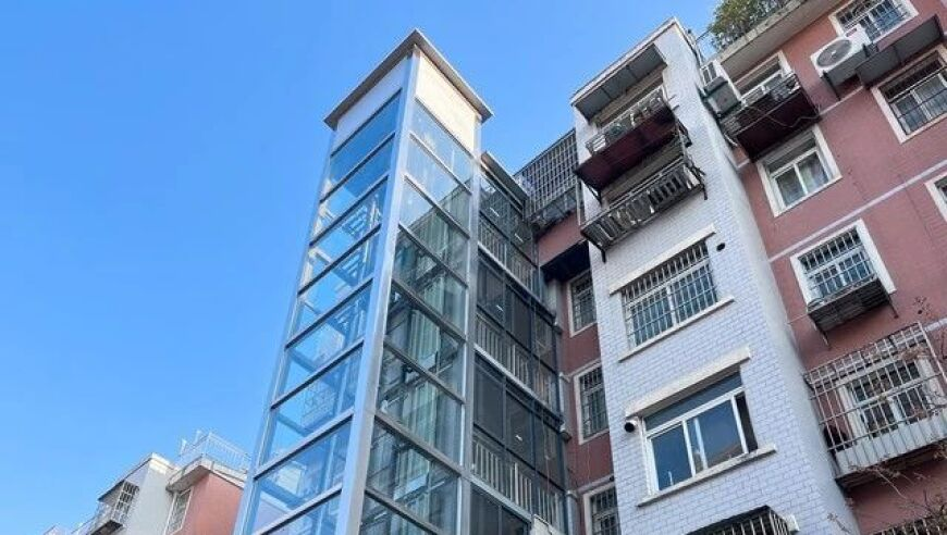 香港管家婆一肖资料大全,狗狗主动趴下给小主人当脚垫子,机构预测与落实方法揭秘_公测版V5.16